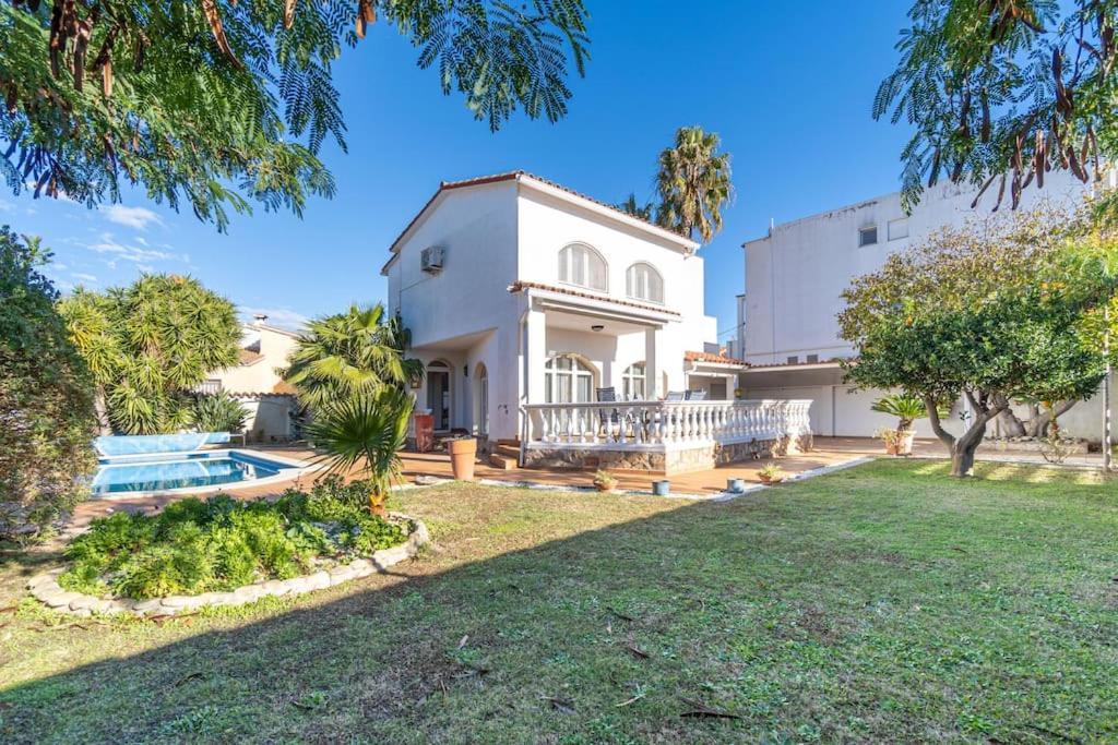 Sm21-Gran Casa De Vacaciones En La Playa, 4 Habitaciones, Climatizada, Piscina, Barbacoa Y Wifi Empuriabrava Ngoại thất bức ảnh