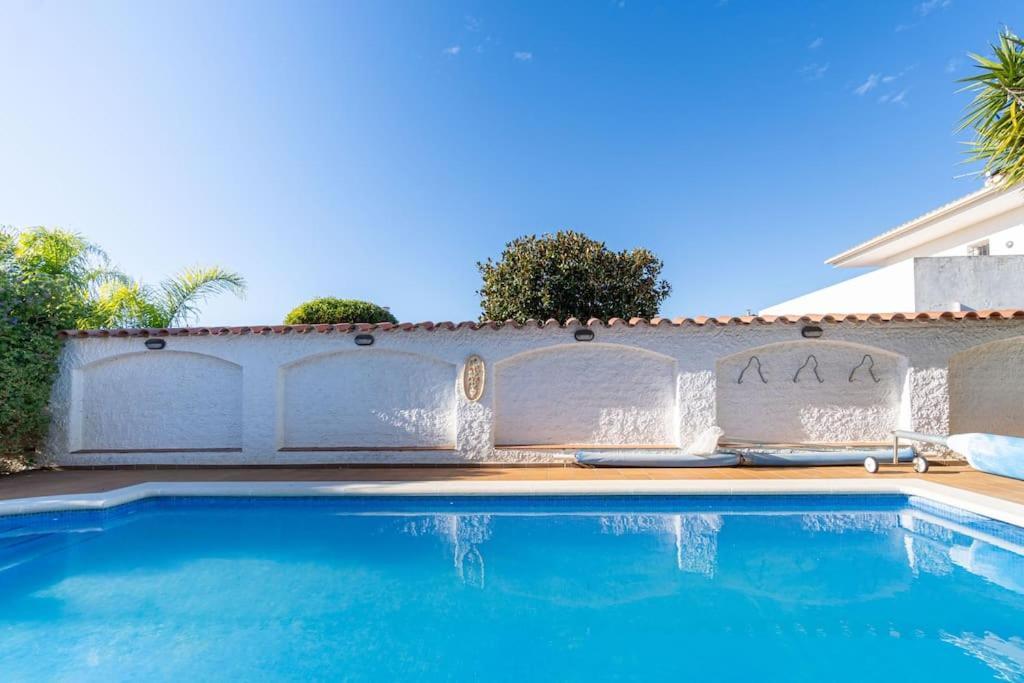 Sm21-Gran Casa De Vacaciones En La Playa, 4 Habitaciones, Climatizada, Piscina, Barbacoa Y Wifi Empuriabrava Ngoại thất bức ảnh